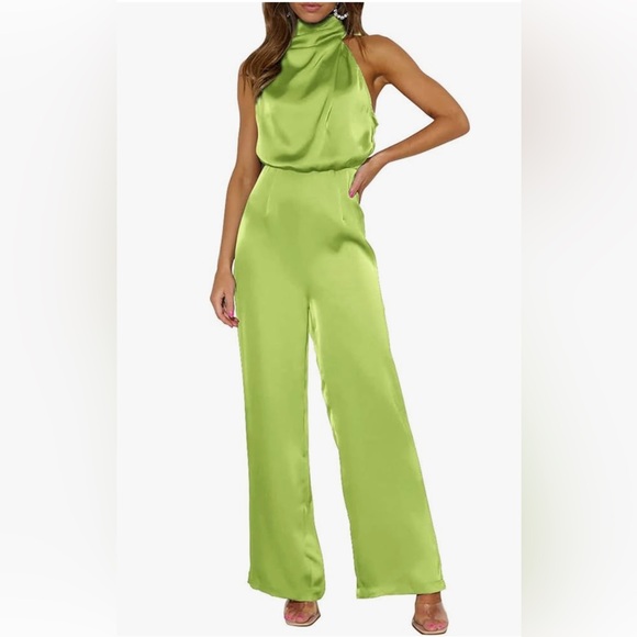 Elegant Green Sleeveless Jumpsuit - Picture 1 of 3